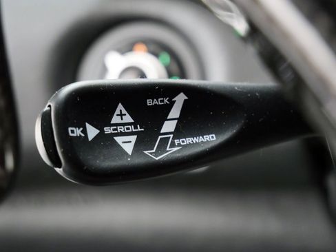 Used 2012 McLaren MP4-12C Coupe RWD image 33