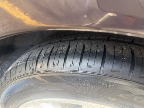 Used 2012 Subaru Impreza 2.0i Premium image 7