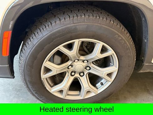 Used 2022 Jeep Wagoneer Series II image 13