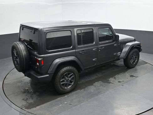 Used 2020 Jeep Wrangler Unlimited Sport image 21