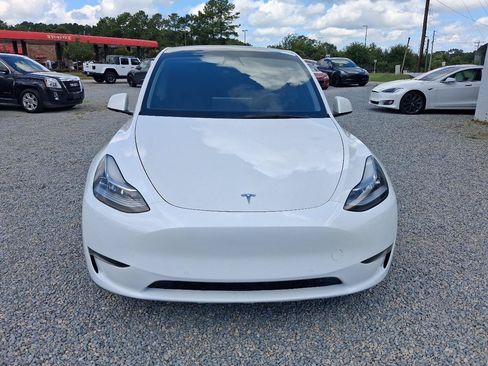 Used 2021 Tesla Model Y Long Range AWD/4WD image 8