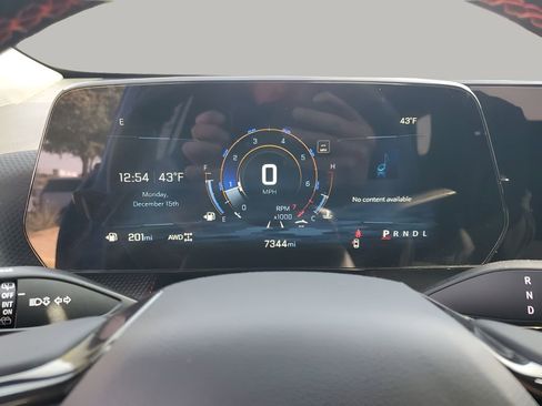 Used 2025 Chevrolet Equinox RS w/ Safety and Technology Package image 37