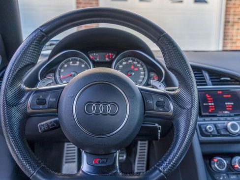Used 2014 Audi R8 V8 image 24