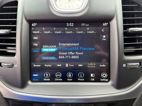 Used 2019 Chrysler 300 Touring w/ Sport Appearance Package RWD image 21