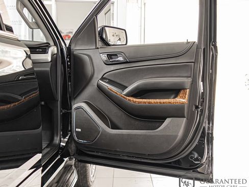 Used 2020 Chevrolet Tahoe Premier RWD image 46
