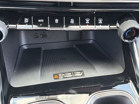 New 2026 Chevrolet Traverse RS w/ LPO, Floor Liner Package image 7