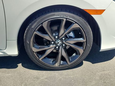 Used 2019 Honda Civic Sport image 5