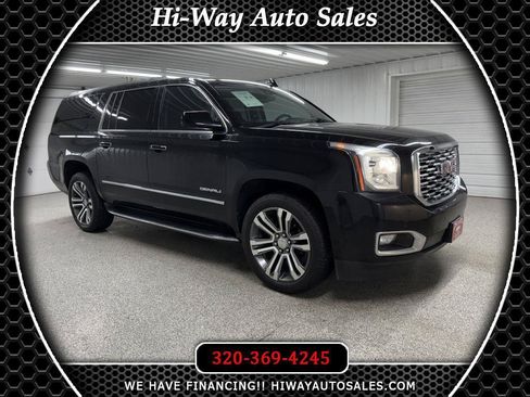 Used 2020 GMC Yukon XL Denali w/ Open Road Package AWD/4WD image 1