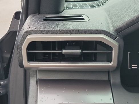 Used 2025 Toyota Tacoma SR5 image 29