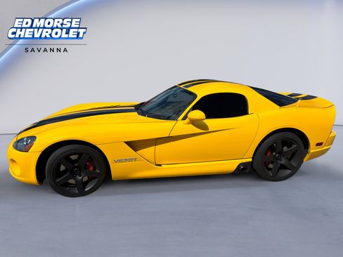 Used 2006 Dodge Viper SRT-10 image 2