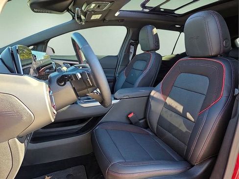 New 2025 Chevrolet Equinox EV RS w/ Active Safety Package 3 AWD/4WD image 16