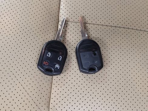 Used 2013 Ford F150 Lariat w/ Luxury Equipment Group image 27