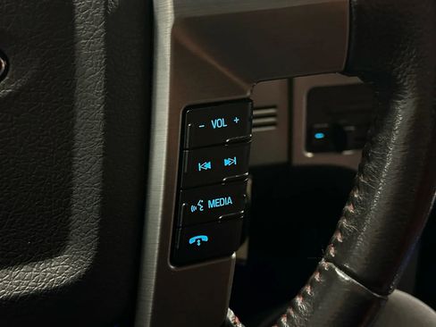 Used 2013 Ford F150 Limited image 31