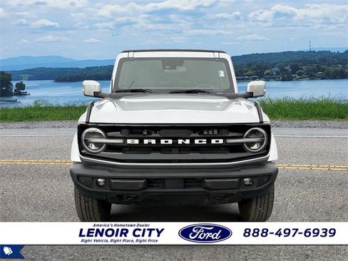 Certified 2021 Ford Bronco Outer Banks image 2