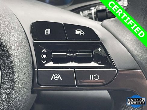 Certified 2025 Hyundai Elantra Sport image 21