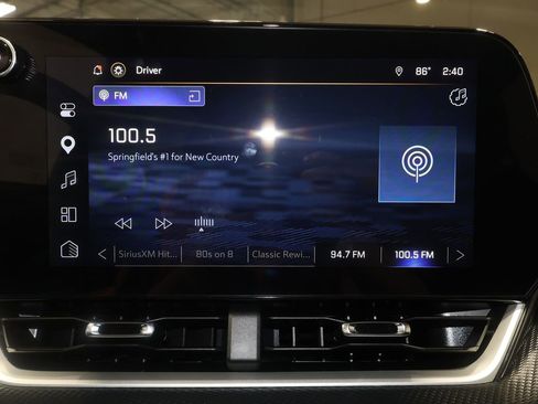 Used 2026 Chevrolet Equinox LT FWD image 12