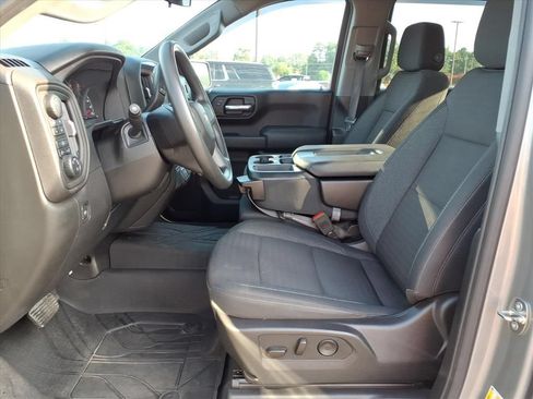 Used 2024 Chevrolet Silverado 1500 Custom AWD/4WD image 3