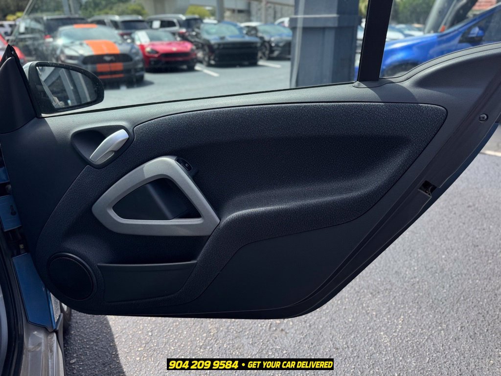 Used 2008 smart fortwo passion RWD image 16
