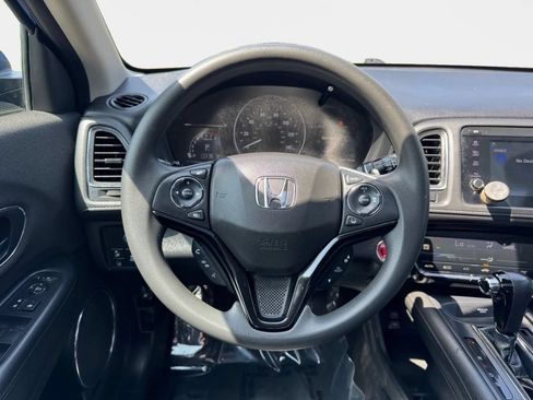 Used 2021 Honda HR-V EX image 16