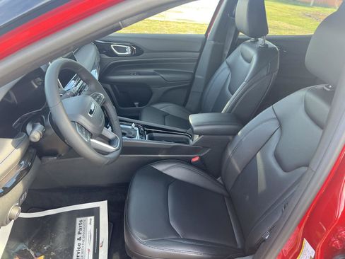 New 2026 Jeep Compass Limited w/ Sun, Sound & Navigation Group image 15