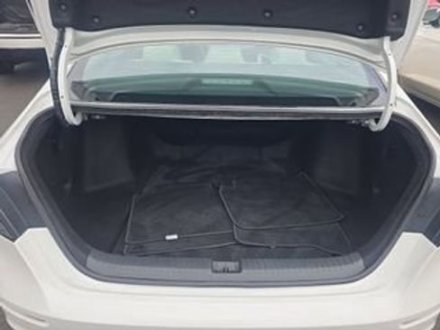 Used 2024 Honda Accord EX image 11