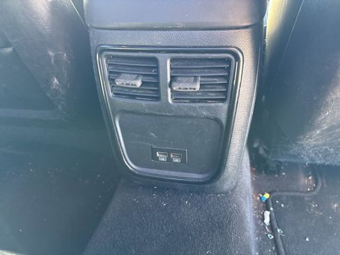 Used 2018 Chrysler 300 S w/ S Model Appearance Package image 15