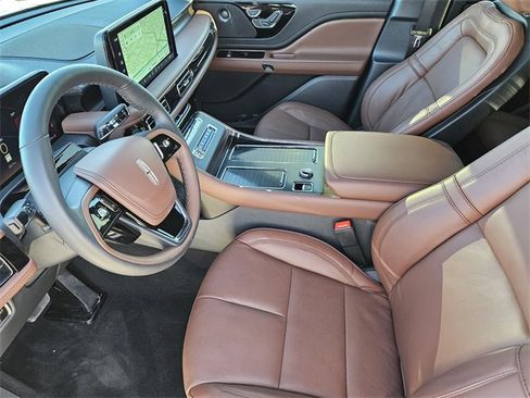 New 2026 Lincoln Aviator Reserve w/ Jet Appearance Package image 12