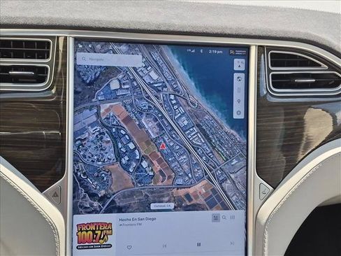 Used 2015 Tesla Model S 70 RWD image 13