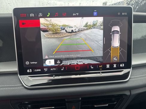 New 2026 Volkswagen Tiguan SE AWD/4WD image 16