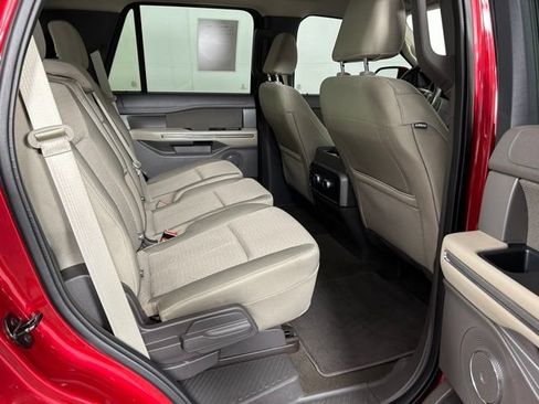 Used 2021 Ford Expedition XLT AWD/4WD image 17