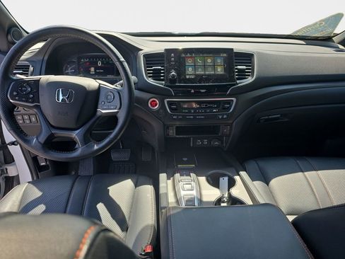Certified 2024 Honda Passport TrailSport image 15