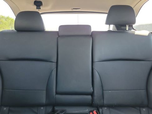 Used 2019 Subaru Outback 2.5i Limited AWD/4WD image 21