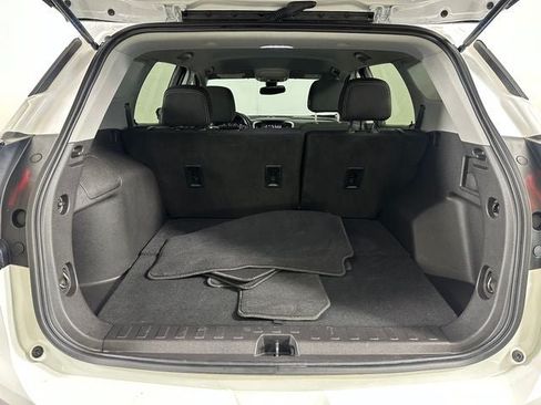 Used 2024 GMC Terrain SLE w/ Driver Convenience Package AWD/4WD image 26