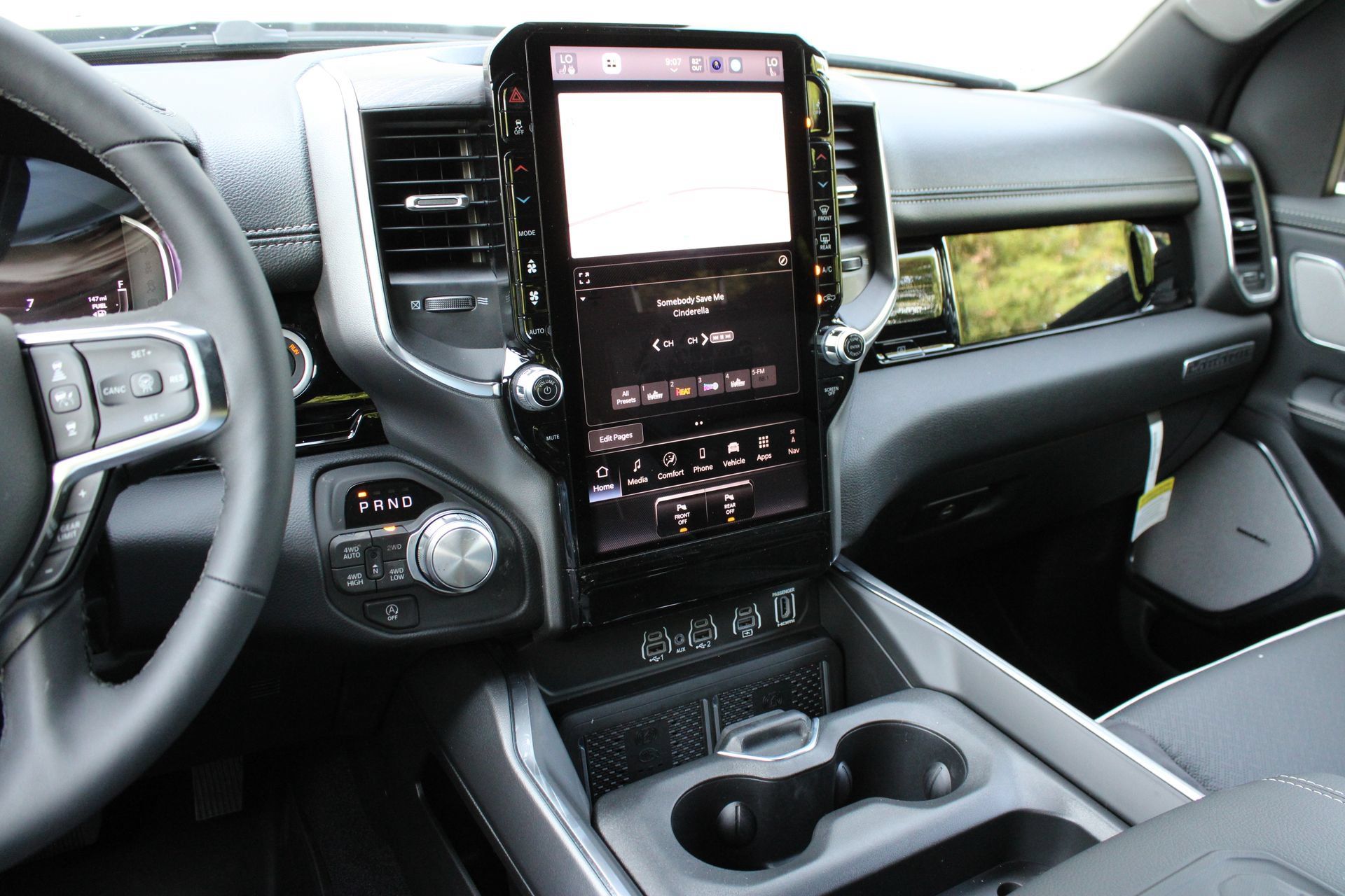New 2026 RAM 1500 Laramie w/ Night Edition AWD/4WD image 40