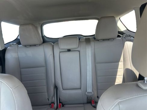 Used 2014 Ford Escape Titanium w/ Equipment Group 401A AWD/4WD image 10
