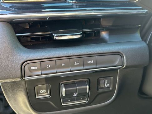 Used 2023 Cadillac Escalade Sport image 10