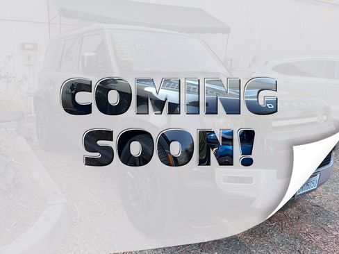 Used 2023 Land Rover Defender 110 SE AWD/4WD image 1