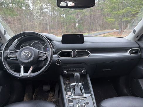 Used 2019 MAZDA CX-5 Touring image 11