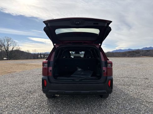 New 2026 Subaru Outback Premium w/ Premium/Limited Package AWD/4WD image 11
