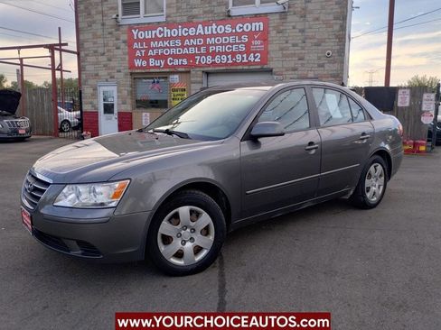 Used 2010 Hyundai Sonata GLS image 1