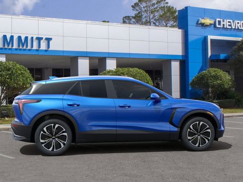 New 2025 Chevrolet Blazer EV LT image 5