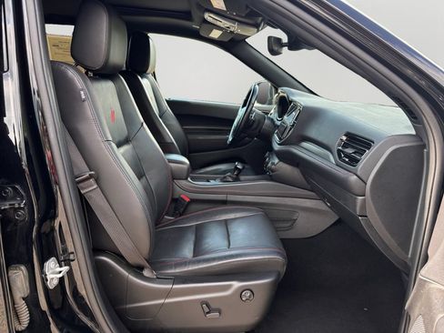 Used 2024 Dodge Durango GT RWD image 12