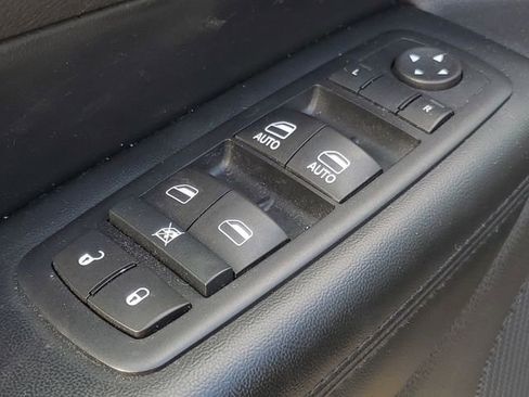 Used 2015 Jeep Grand Cherokee Laredo w/ Quick Order Package 23E image 8