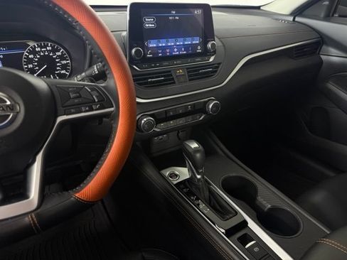Used 2022 Nissan Altima 2.5 SR AWD/4WD image 23