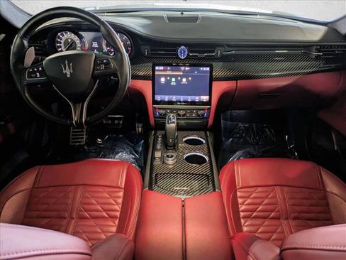 Used 2021 Maserati Quattroporte S GranSport image 17