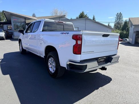 Used 2019 Chevrolet Silverado 1500 LT AWD/4WD image 3