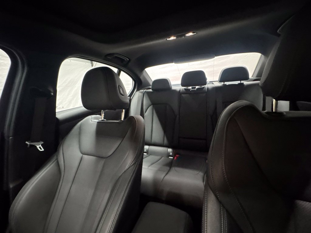 Used 2025 BMW M340i RWD image 18