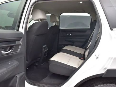 Used 2024 Honda CR-V LX image 15