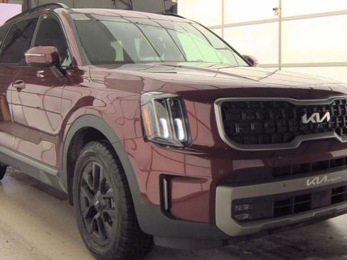 Used 2023 Kia Telluride SX X-Pro image 2