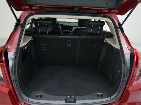 Used 2022 Buick Encore Preferred image 20